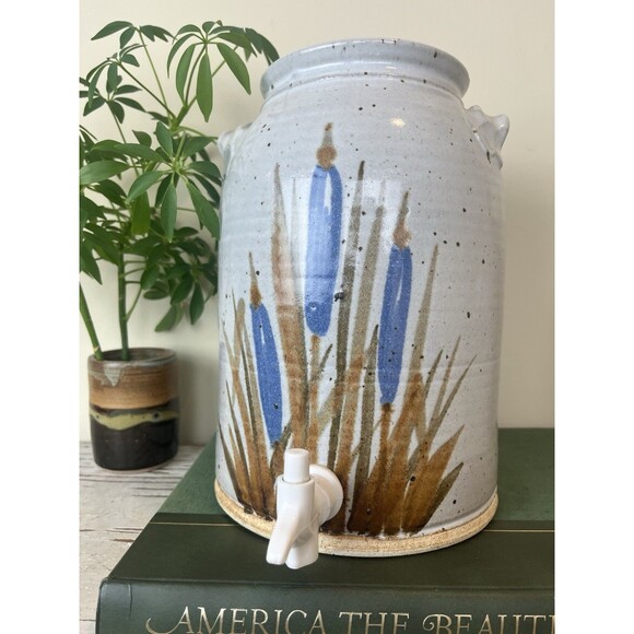 Rare Vintage 1960s MCM Farmhouse Stoneware Dispenser For Water Tea or Lemonade - Picture 2 of 10